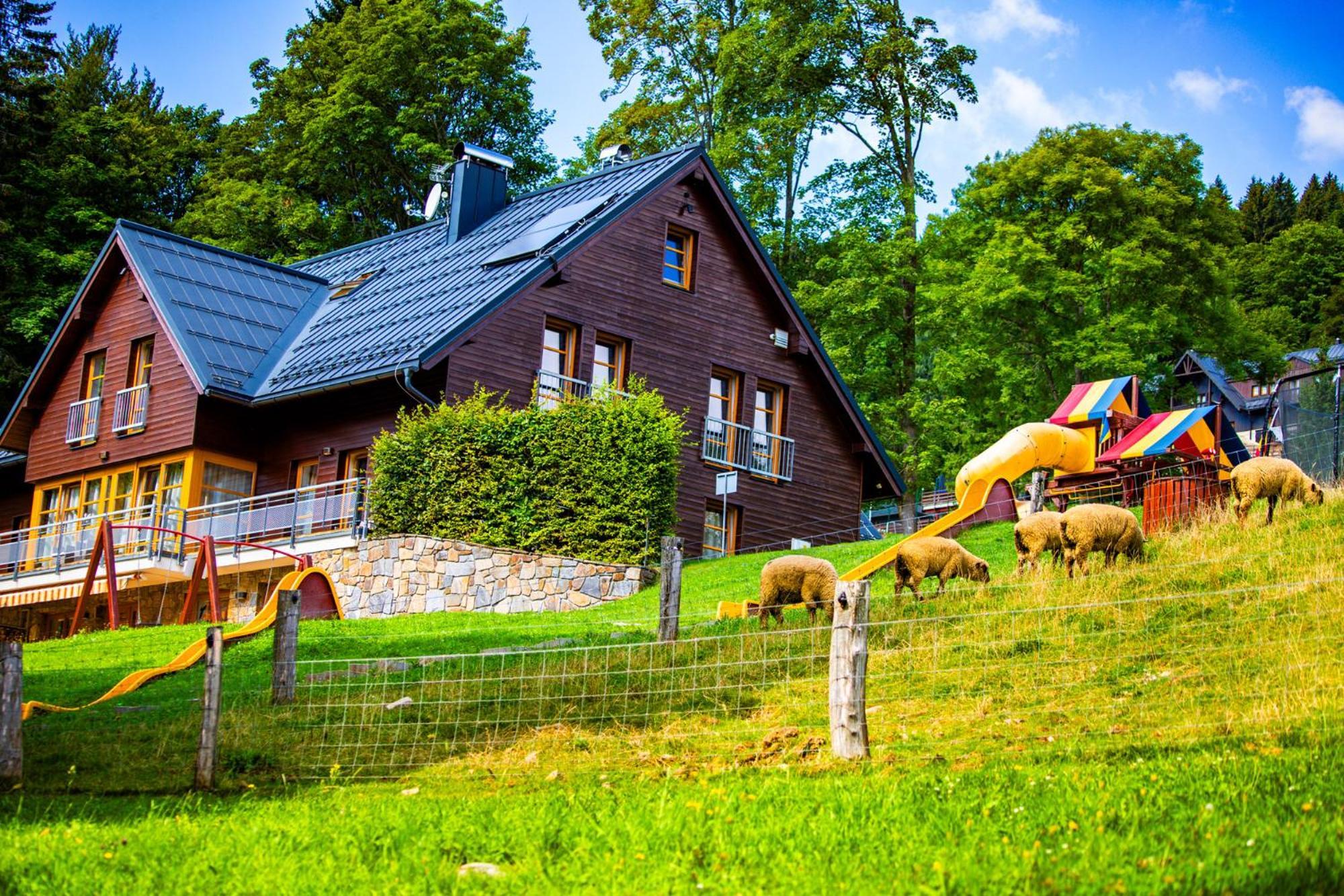Amenity Hotel & Resort Spindleruv Mlyn Exterior photo